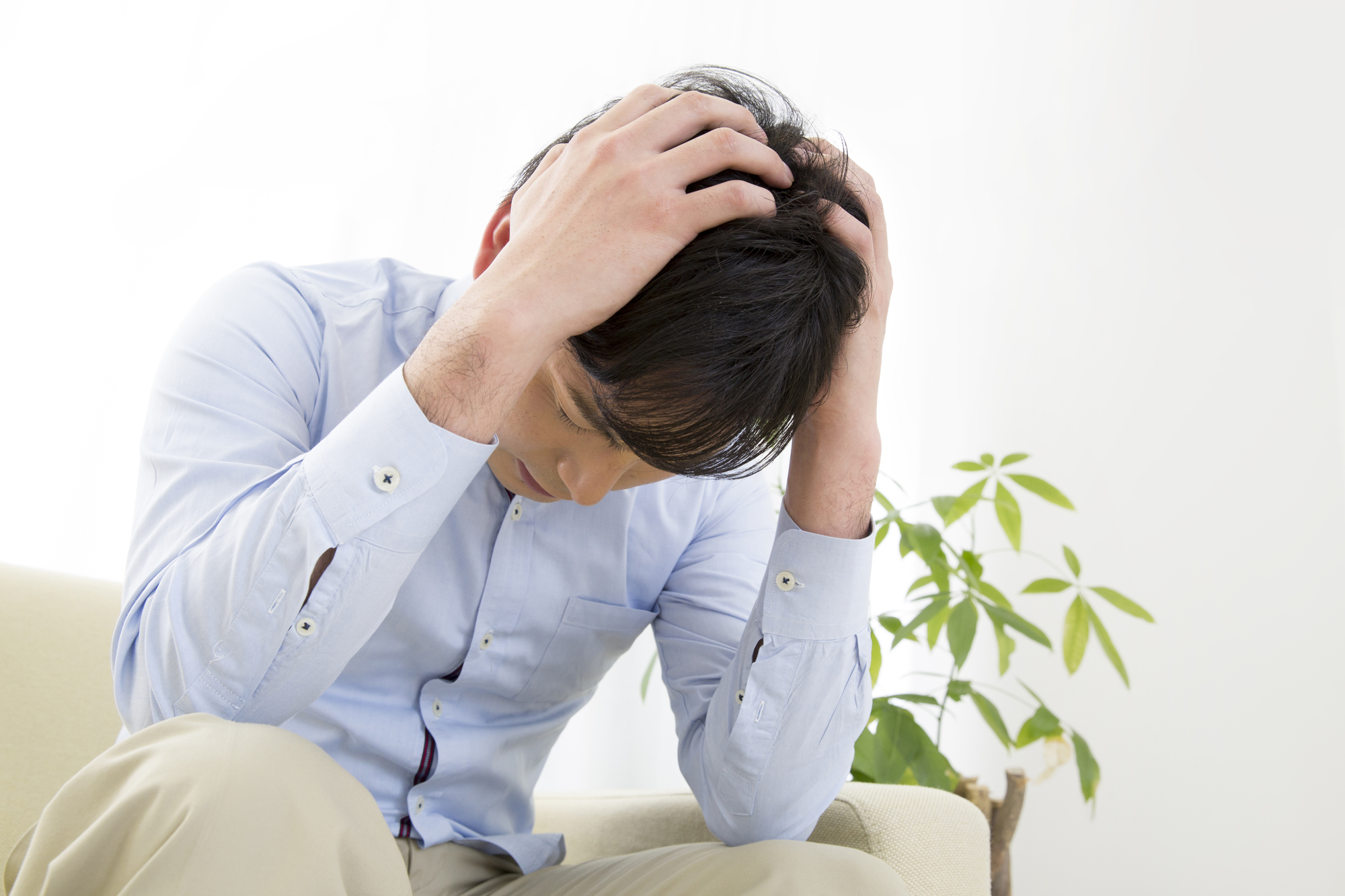 ストレスを抱えている男性